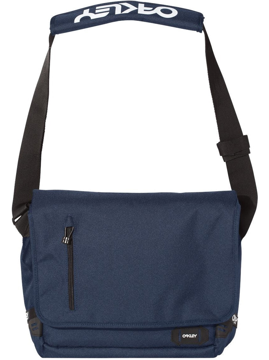 Oakley 15L Street Messenger Bag - JL Franklins