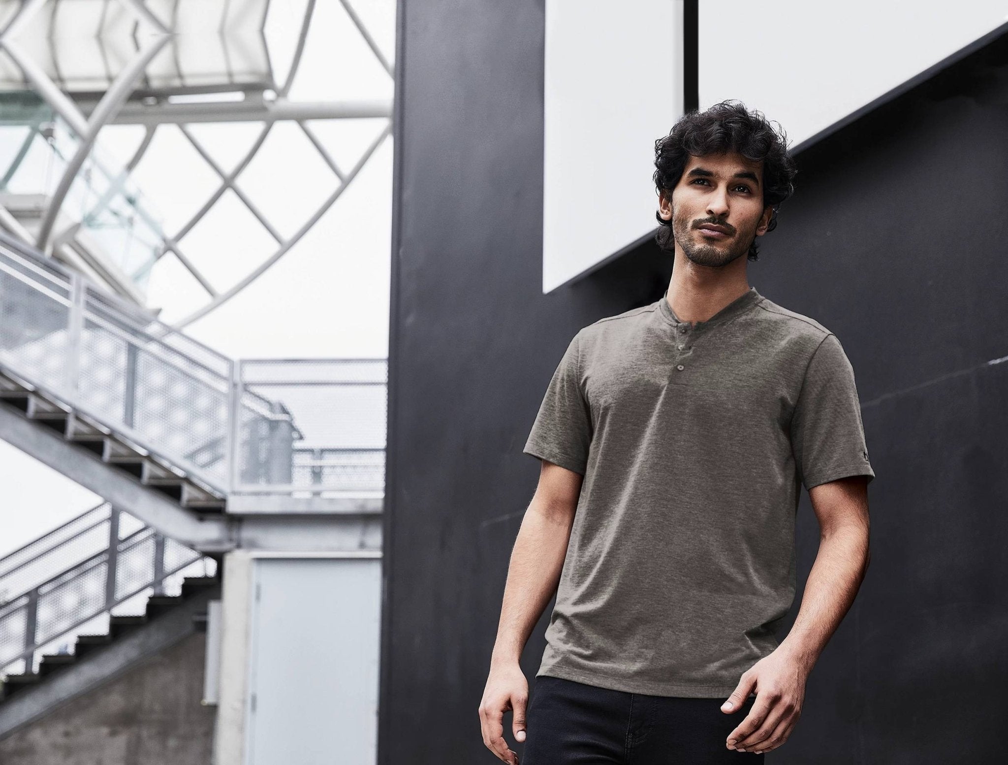 OGIO Evolution Henley - JL Franklins