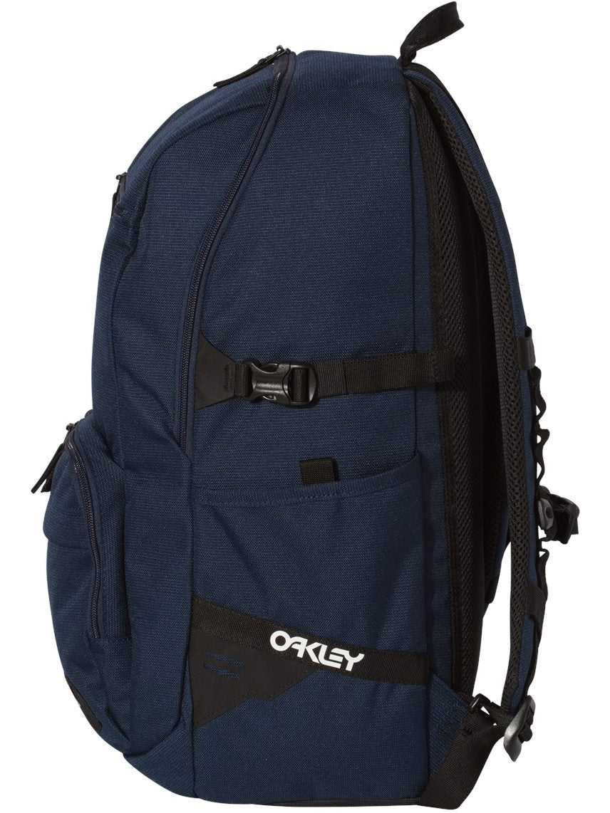 Oakley 28L Street Pocket Backpack - JL Franklins